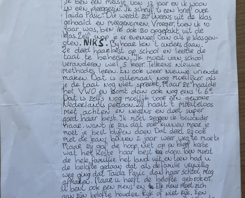 PR-lessen: 12-jarige komt in verzet tegen uitzetten Taida Pasic